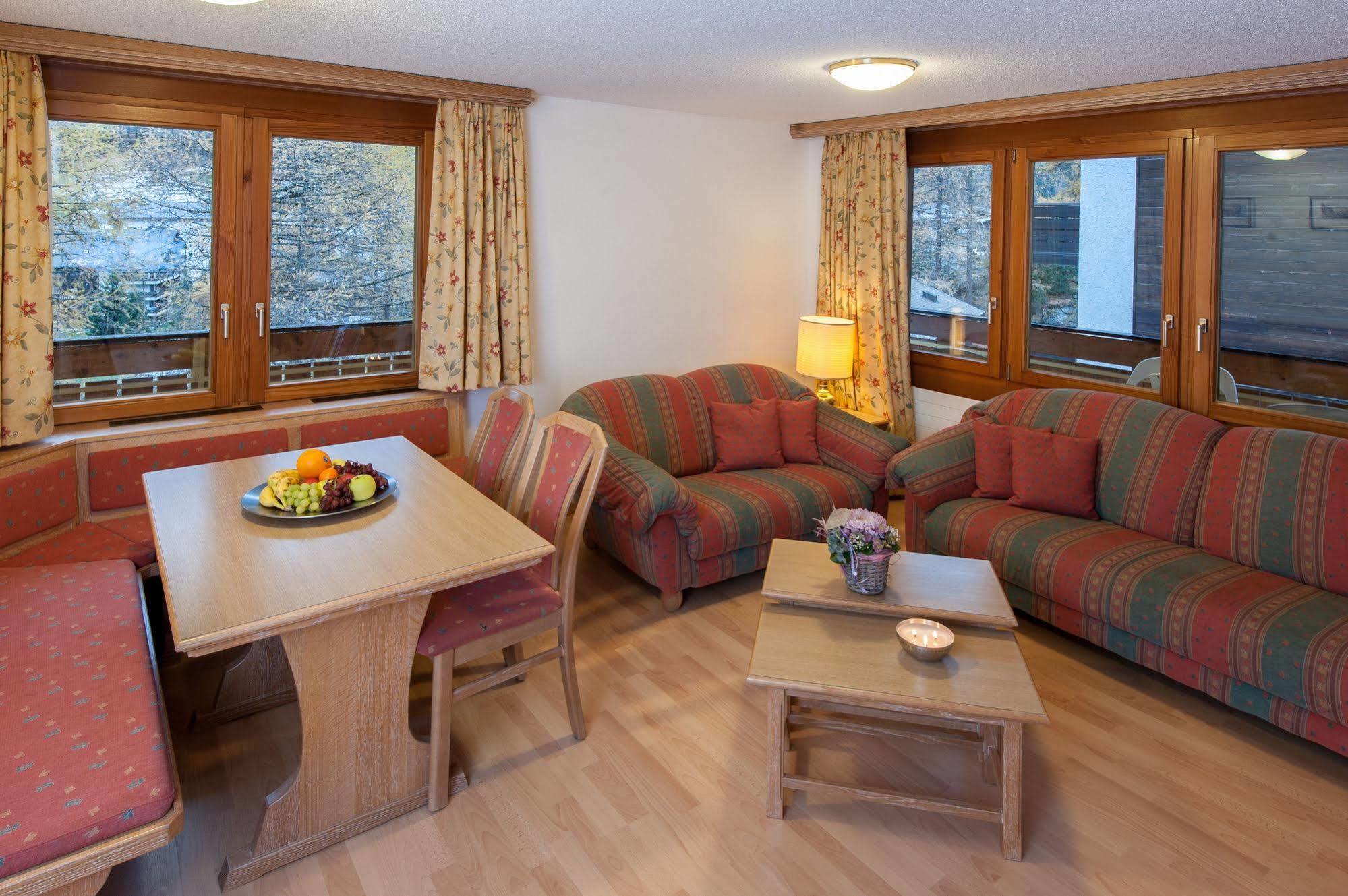 Appartements Zermatt Paradies Esterno foto