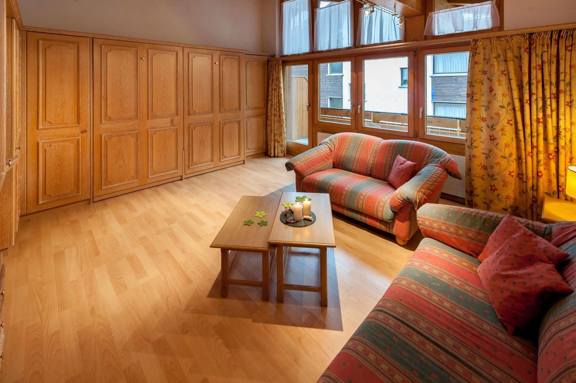Appartements Zermatt Paradies Esterno foto